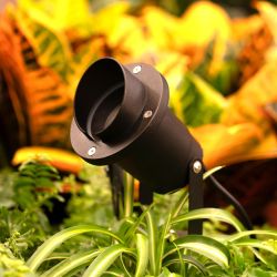 Tuin Prikspot met kap gu10 Philips Hue white & ambiance kantelbaar zwart IP65